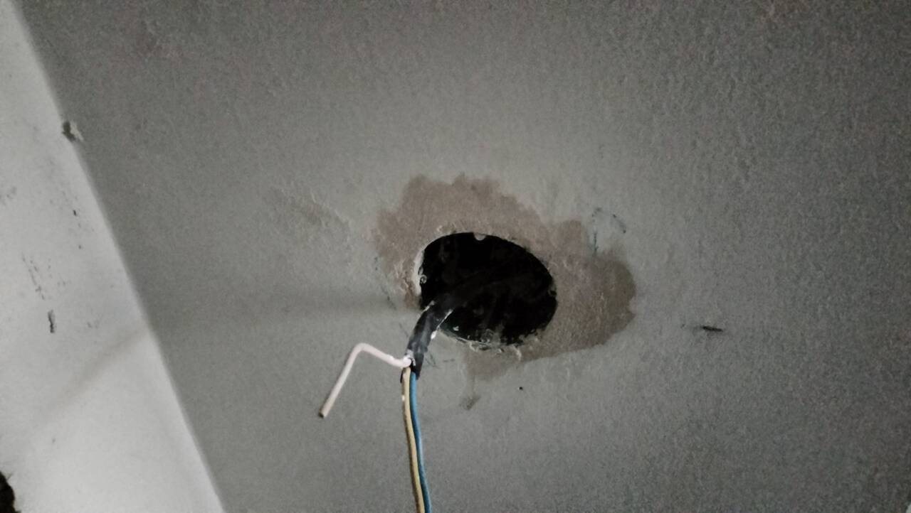 Штробление и алмазное бурение стен, установка кондиционеров.