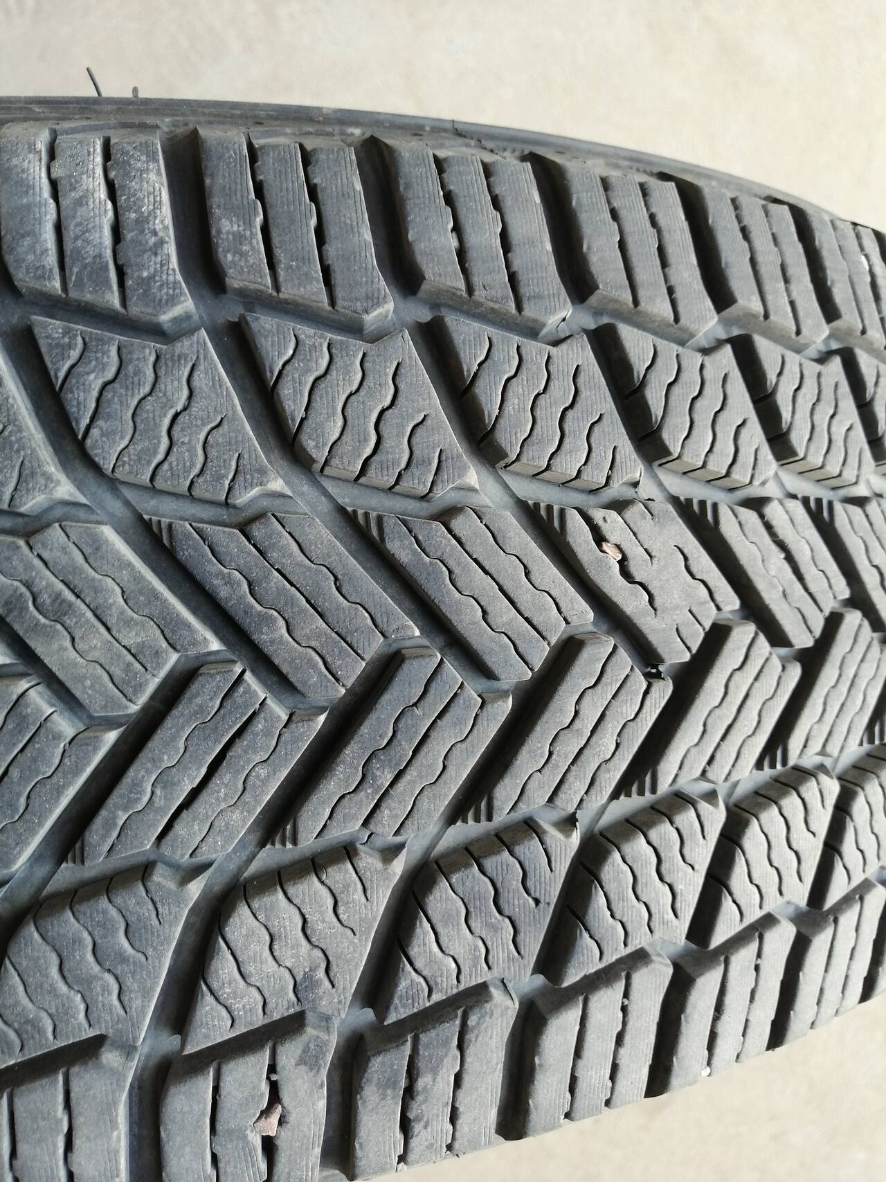 Шины Michelin X-Ice Snow 205/55 R16 94H в Астрахани фото 2 Транспорт Астрахань