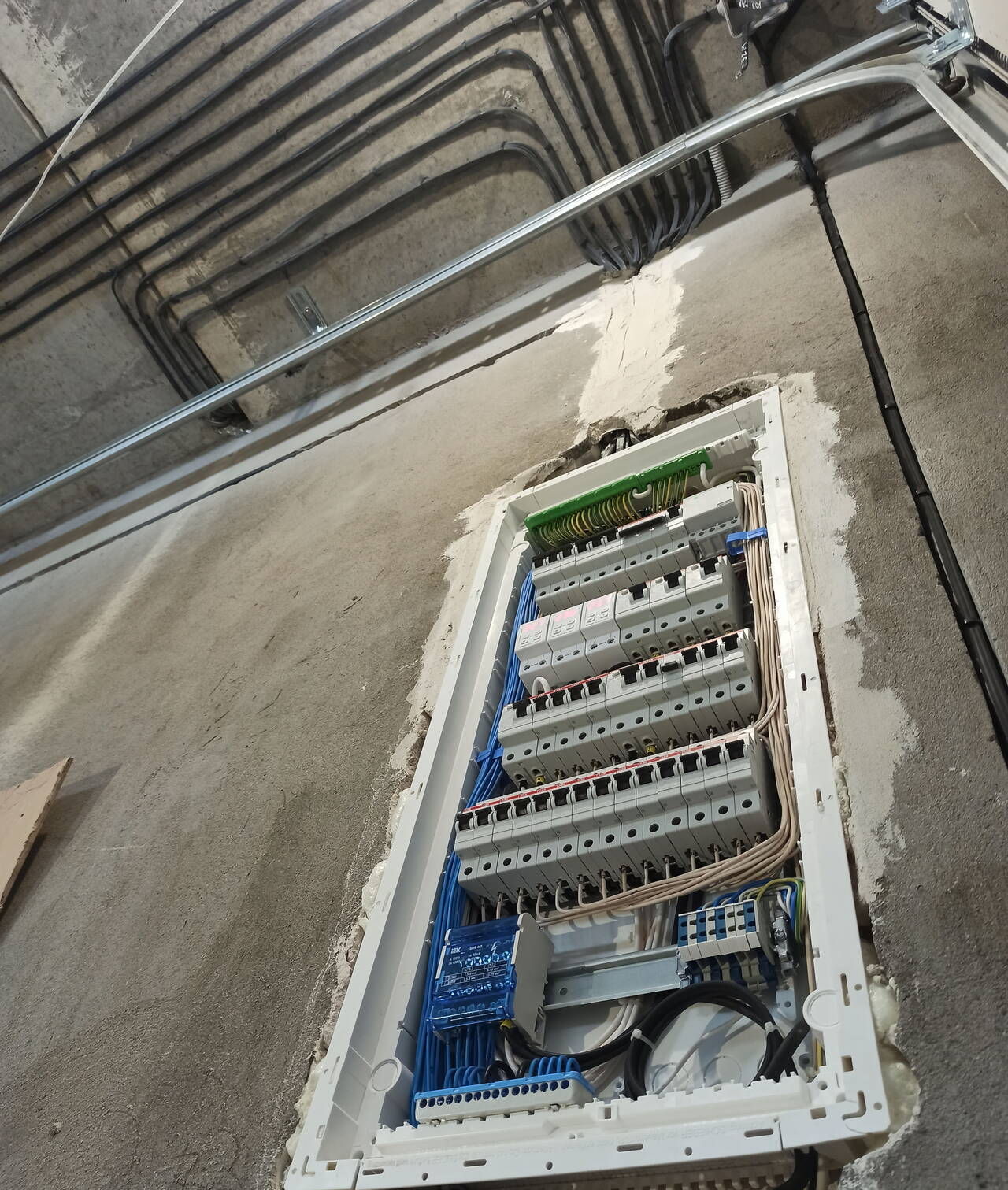 Электромонтаж Электрик Киров в Кирове (Кировская область) фото 2 Услуги Киров (Кировская область)