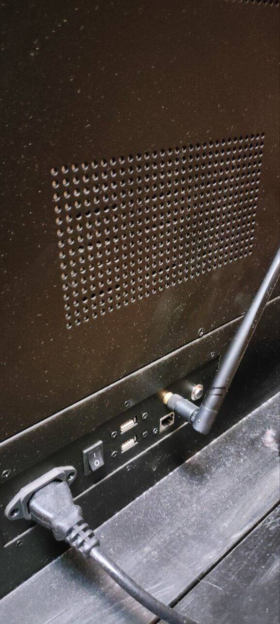 Интерактивный сенсорный монитор/киоск в Москве фото 4 Бытовая электроника Москва