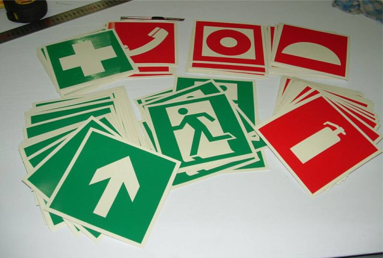 Изготовление планов эвакуации по ГОСТУ в Ижевске фото 2 Услуги Ижевск Изготовление планов эвакуации по ГОСТУ в Ижевске фото 2 Услуги Ижевск