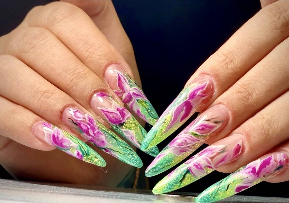 Наращивание ногтей, маникюр, педикюр во Всеволожске фото 7 Услуги Всеволожск Наращивание ногтей, маникюр, педикюр во Всеволожске фото 7 Услуги Всеволожск