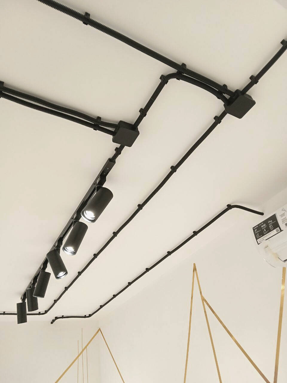 Услуги электрика в Краснодаре фото 6 Услуги Краснодар