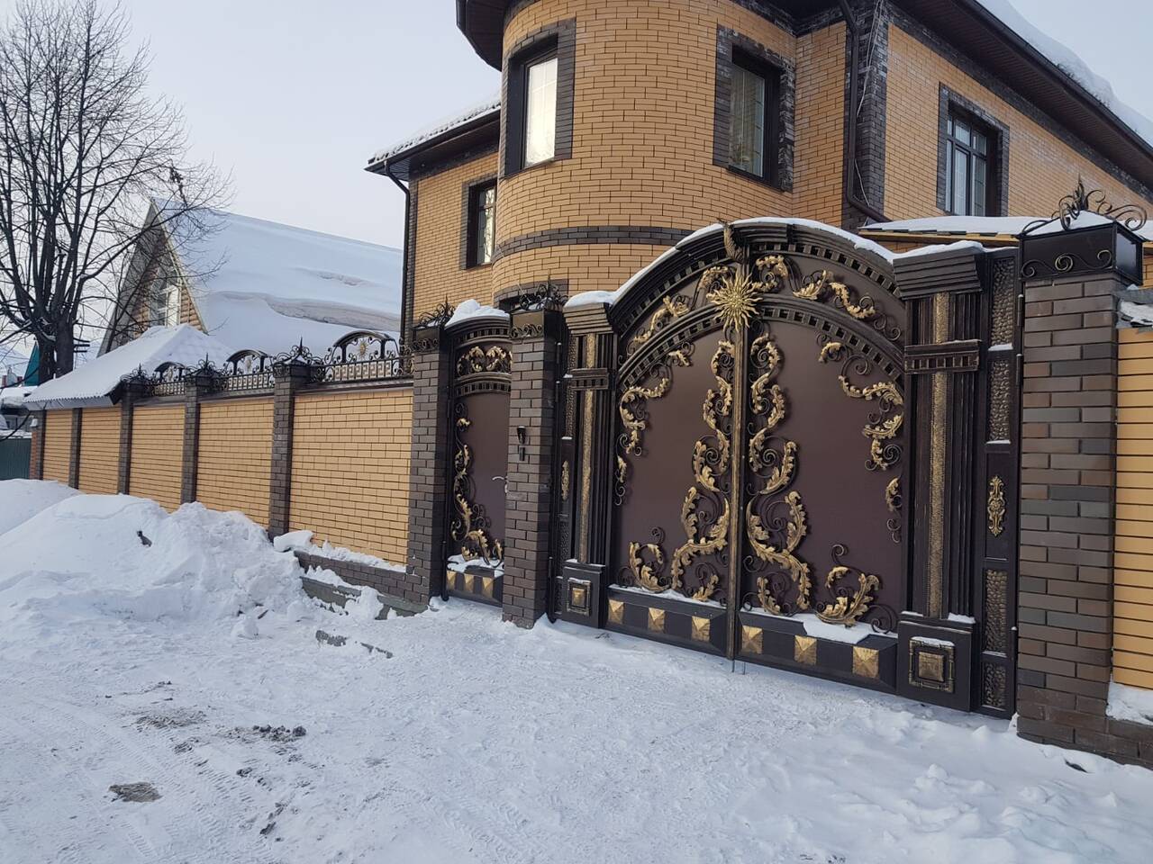 Кованые ворота в Новосибирске фото 4 Услуги Новосибирск