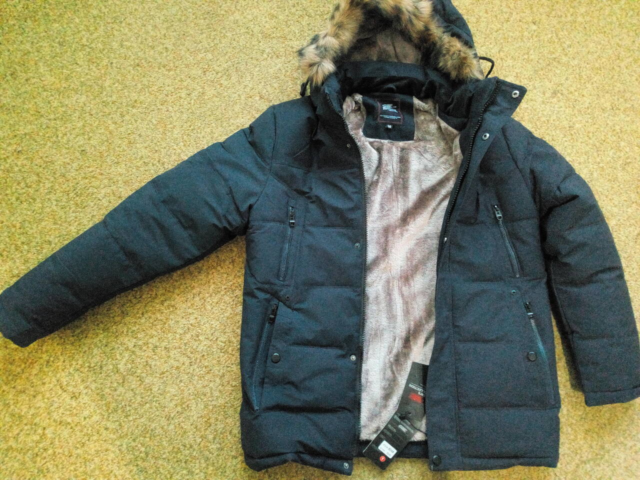 Продам зимнюю мужскую куртку в Слюдянке фото 2 Личные вещи Слюдянка
