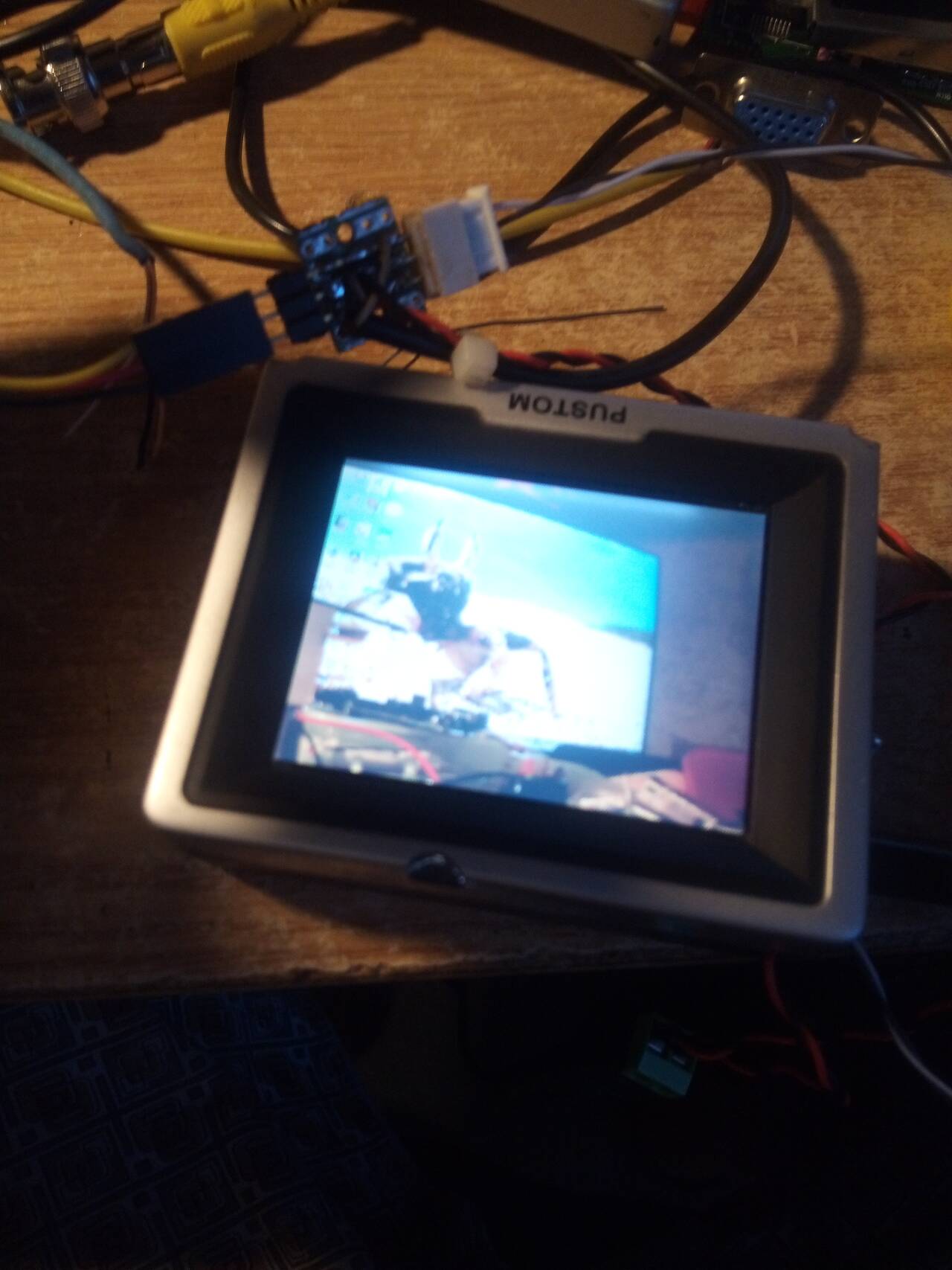 Монитор для видеонаблюдения 2,5 дюйма в Москве фото 2 Для дома и дачи Москва