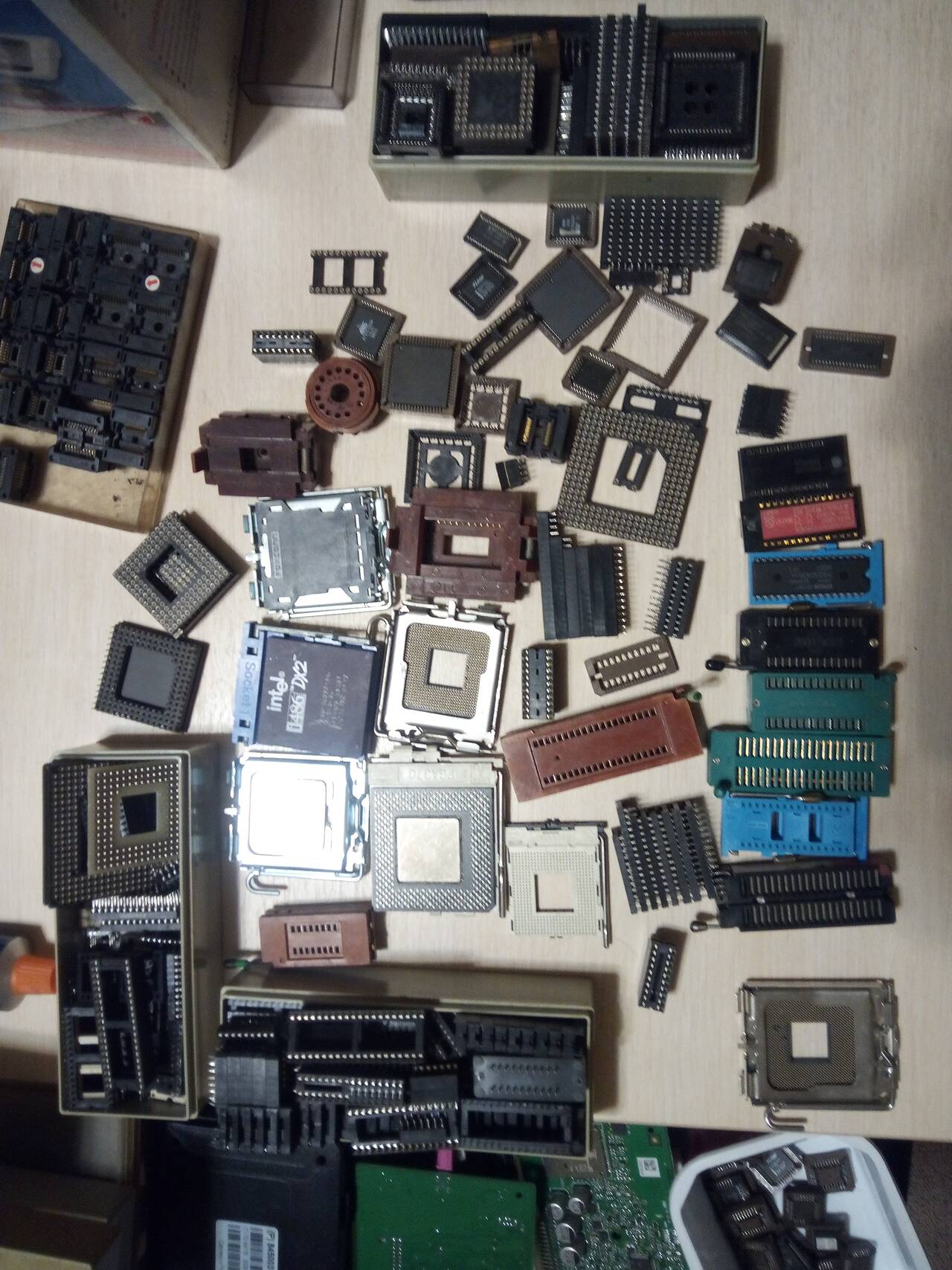 Панельки под микросхемы DIP