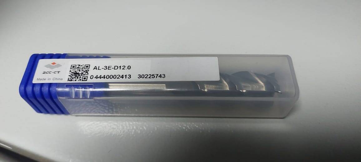 Пластины, Фрезы, державки , метчики, винты, сверла. в Ростове-на-Дону фото 2 Для дома и дачи Ростов-на-Дону