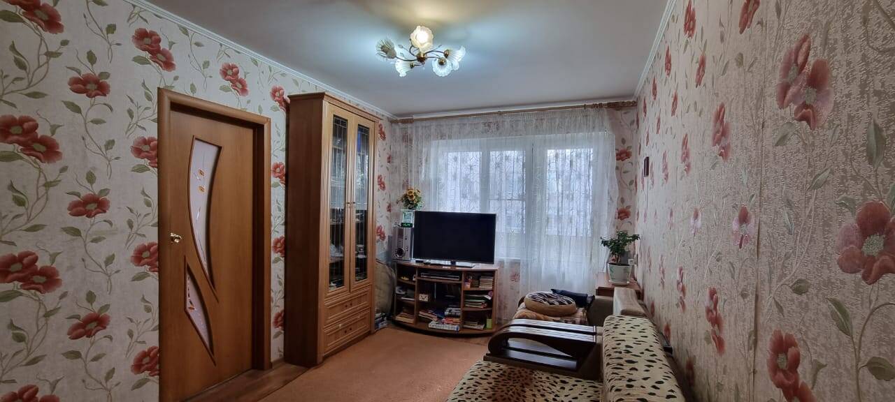 2х комнатная квартиа,ул.Лесная,153