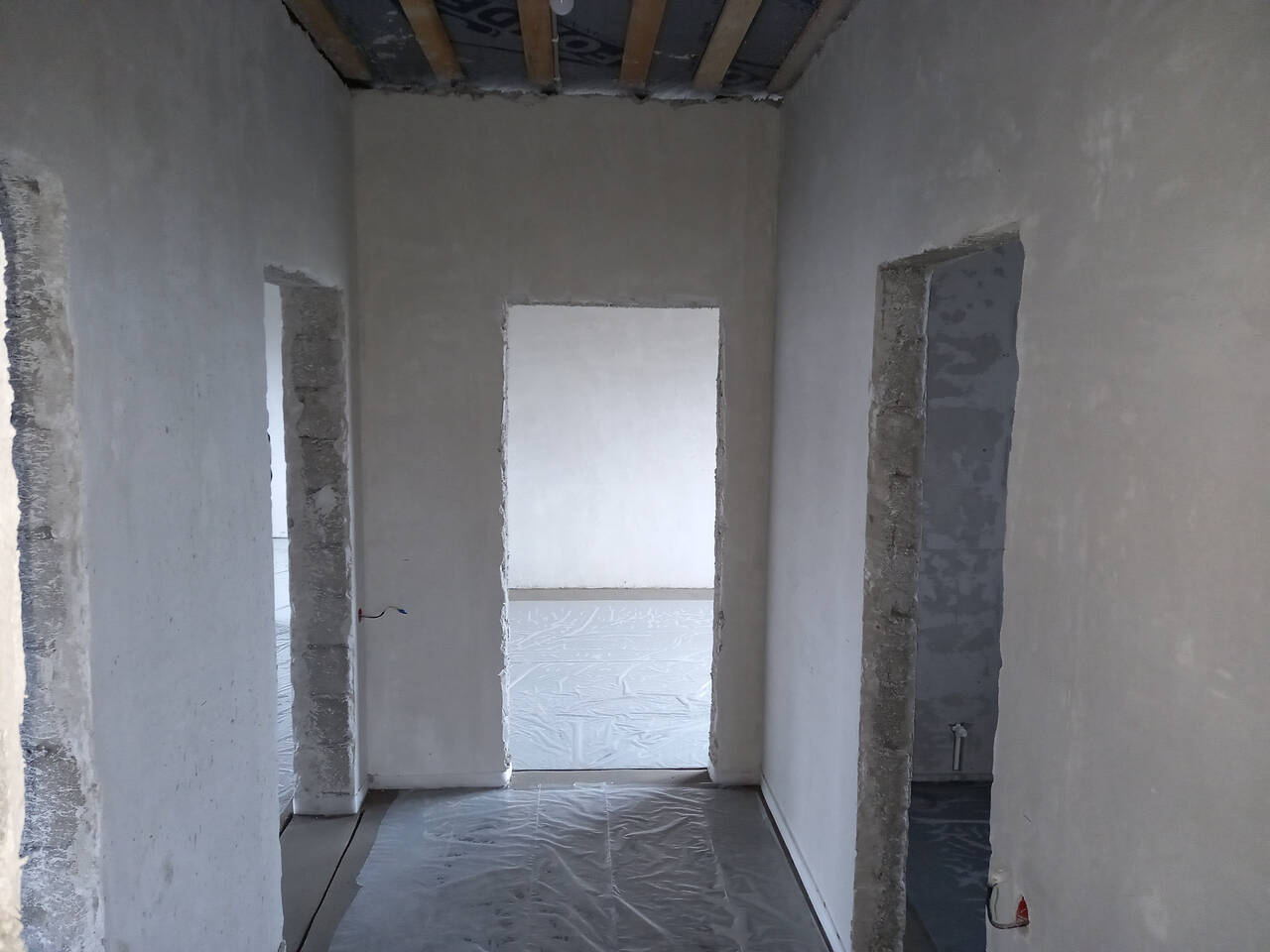 Продаю новый ДОМ, ДНТ Рябина, стяжка,коммуникации в Ставрополе фото 3 Недвижимость Ставрополь