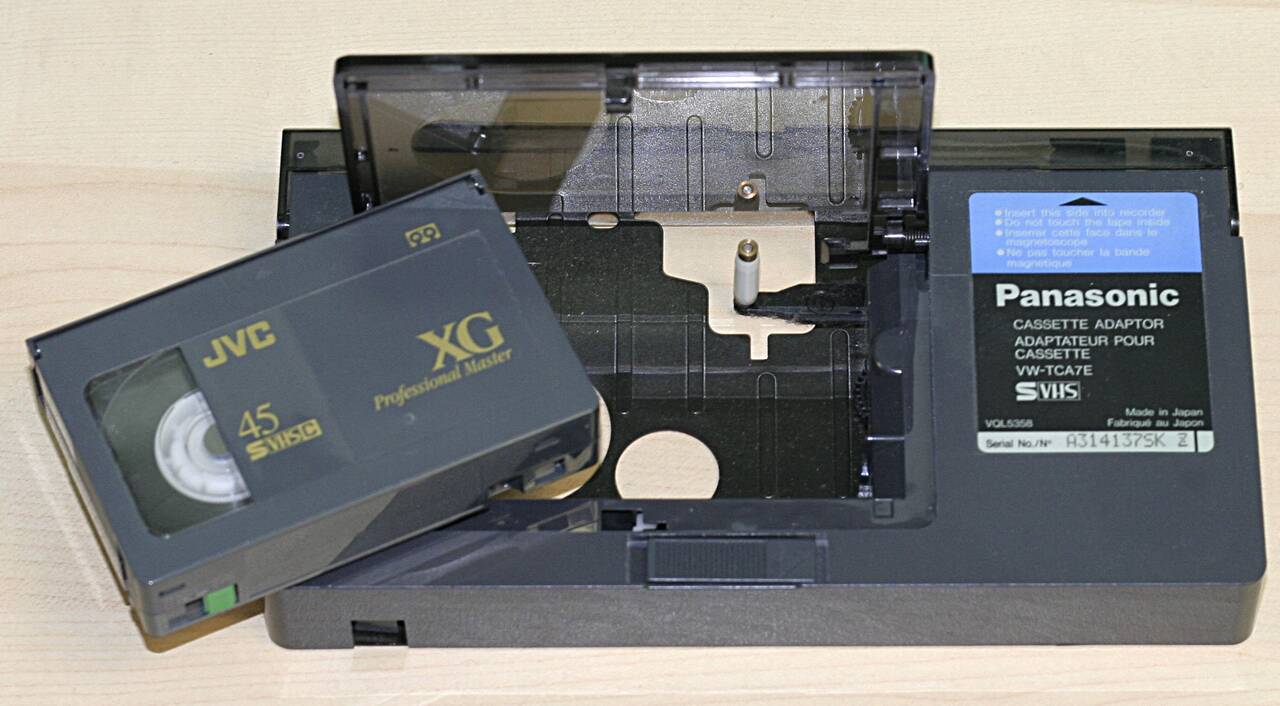 оцифровка видео-аудио кассет. Монтаж в ролик в Энгельсе фото 2 Услуги Энгельс