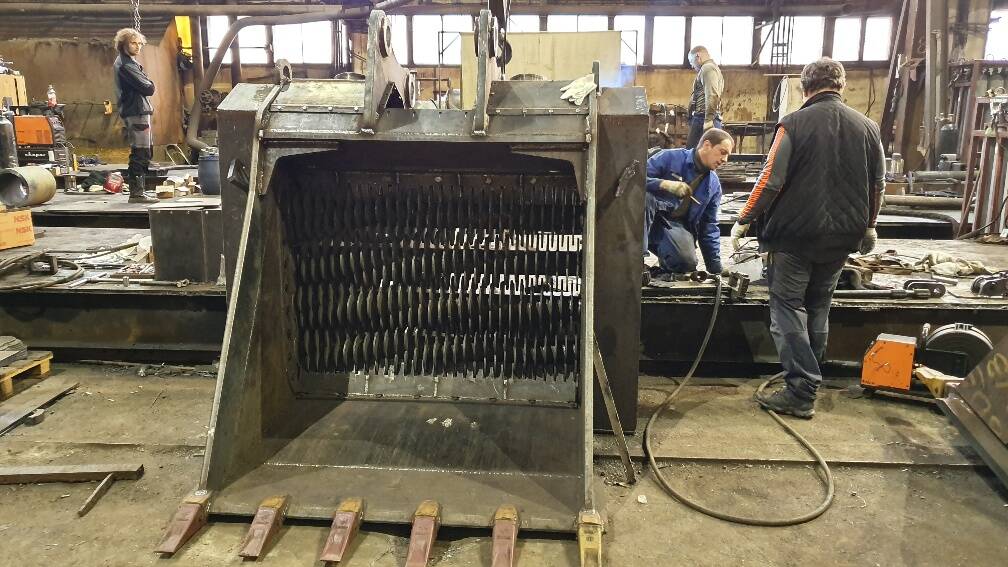 Просеивающий ковш в Санкт-Петербурге фото 2 Транспорт Санкт-Петербург Просеивающий ковш в Санкт-Петербурге фото 2 Транспорт Санкт-Петербург