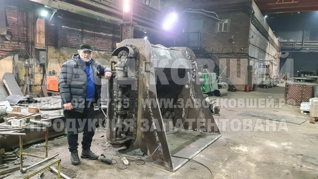 На складе просеивающий ковш валкового типа в Москве фото 1 Транспорт Москва