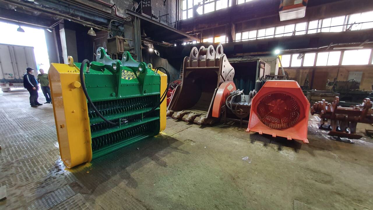 Для фронтального погрузчика просеивающий ковш в Екатеринбурге фото 7 Транспорт Екатеринбург