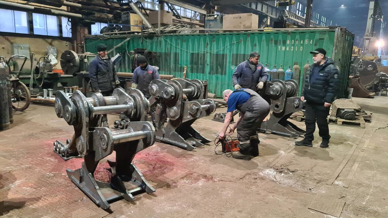 Корчеватель пней, корней, стволов деревьев в Екатеринбурге фото 4 Транспорт Екатеринбург