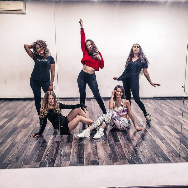 Танцы для девуше в Новороссийске. в Новороссийске фото 6 Услуги Новороссийск