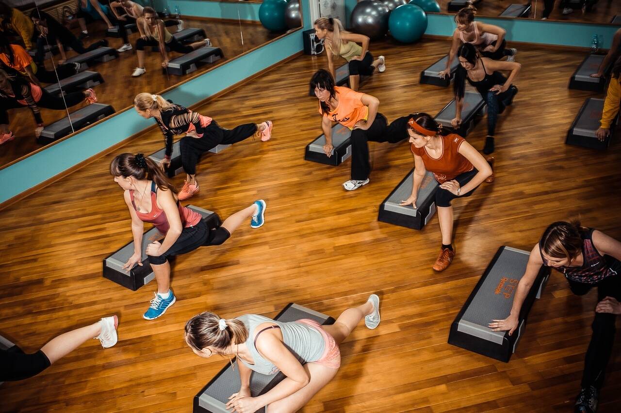 Похудение, растяжка, кардио тренировка для девушек в Новороссийске в Новороссийске фото 3 Услуги Новороссийск