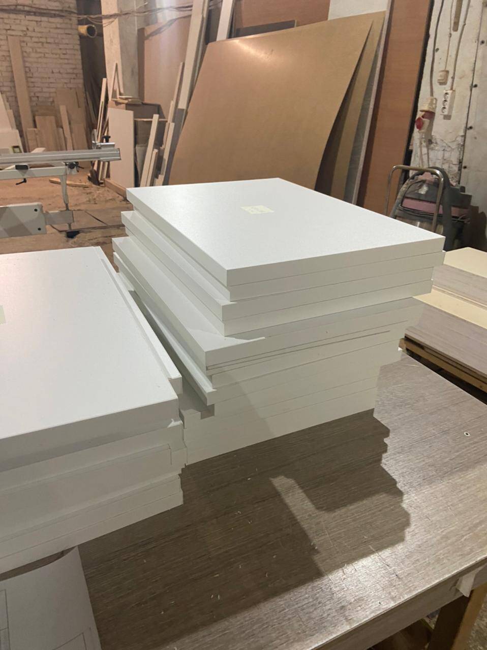 Распил ЛДСП, кромление, присадка