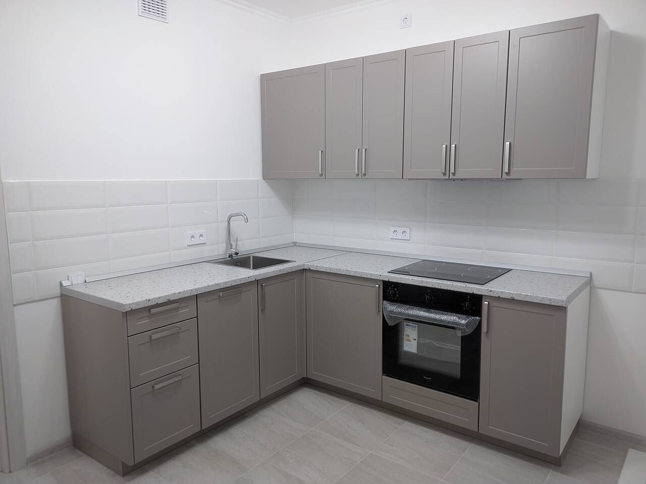 Сборка мебели и кухонь в Москве фото 3 Услуги Москва