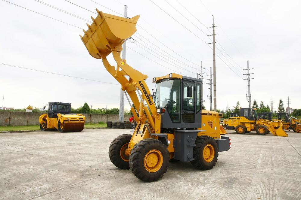 ФРОНТАЛЬНЫЙ ПОГРУЗЧИК CDM816D