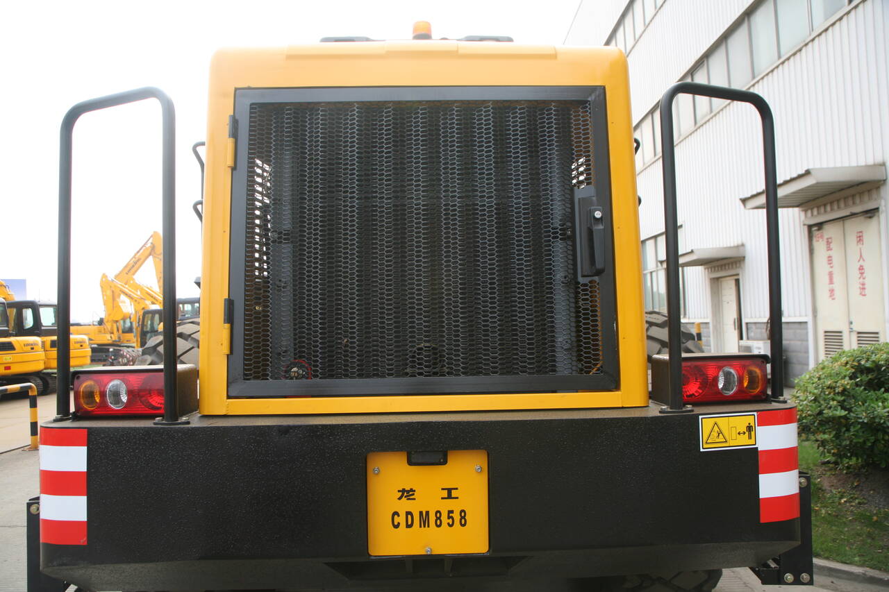 ФРОНТАЛЬНЫЙ ПОГРУЗЧИК CDM835 в Ставрополе фото 6 Транспорт Ставрополь