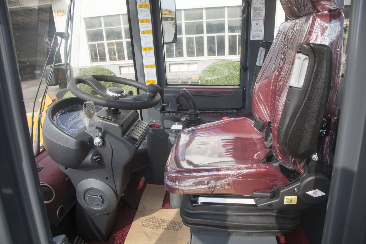 ФРОНТАЛЬНЫЙ ПОГРУЗЧИК LG863N в Ставрополе фото 7 Транспорт Ставрополь