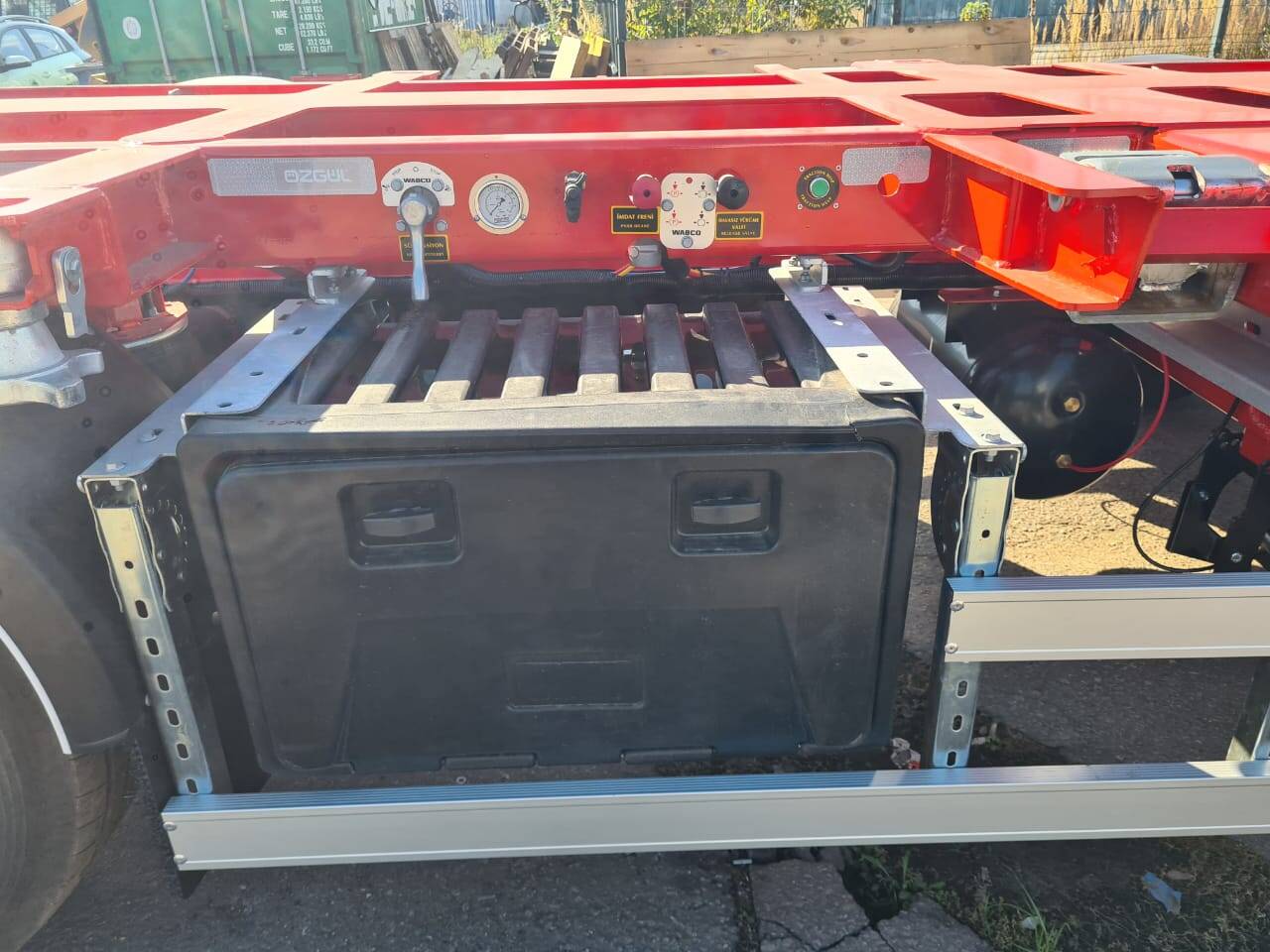 Универсальный контейнеровоз Ozgul в Москве фото 6 Транспорт Москва