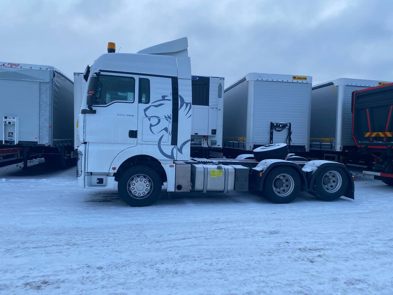 Тягач Sitrak 6х2 в Москве фото 4 Транспорт Москва