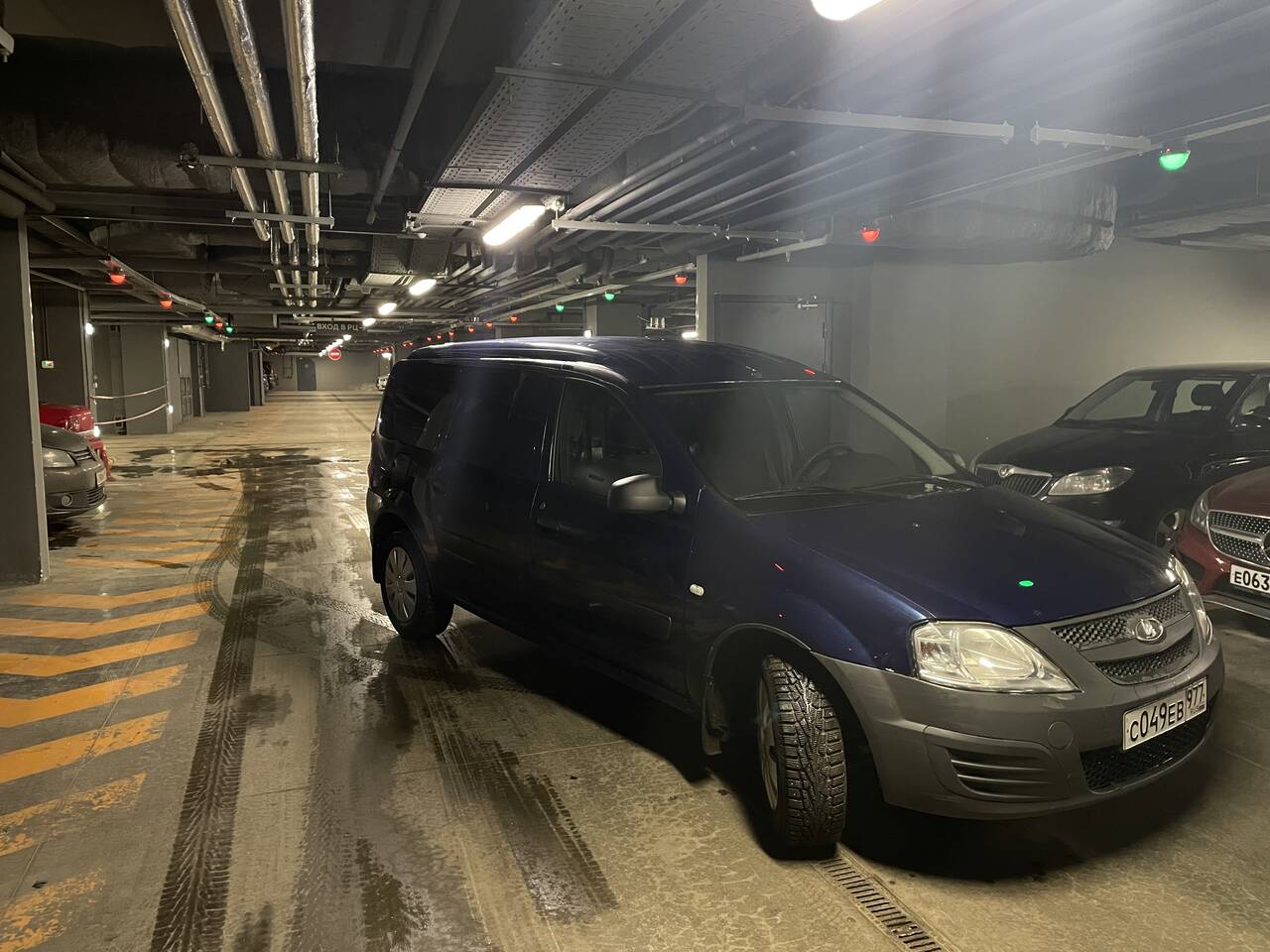 Аренда LADA LARGUS Аренда LADA LARGUS