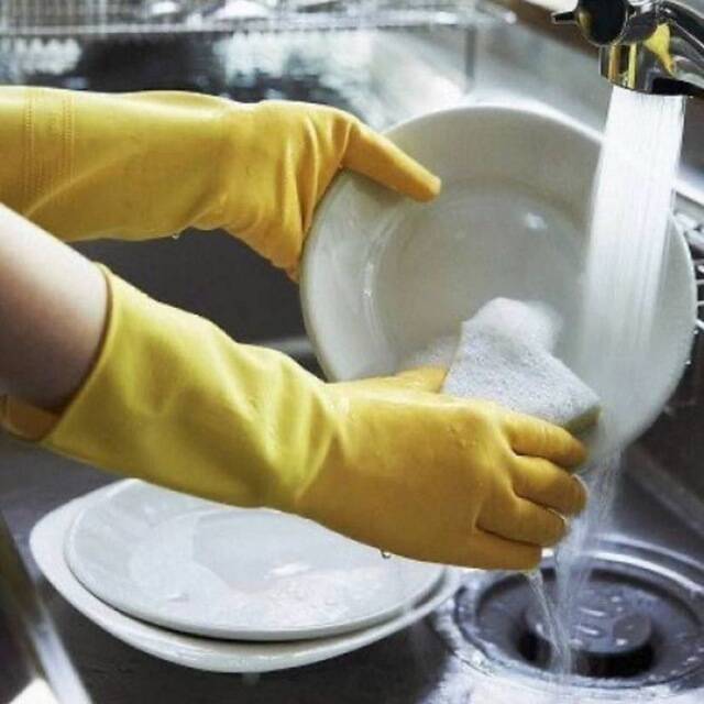 Уборка домов офисов квартир жилых помещений уборка после ремонта мытья окон Уборка домов офисов квартир жилых помещений уборка после ремонта мытья окон