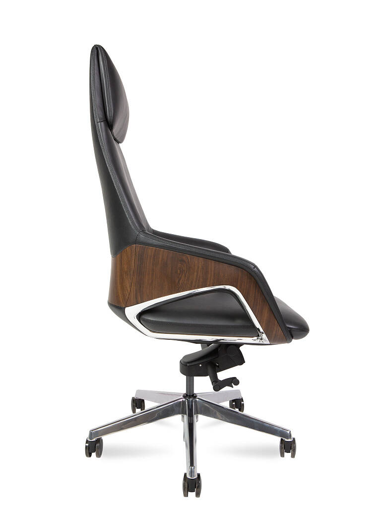 Офисное кресло руководителя