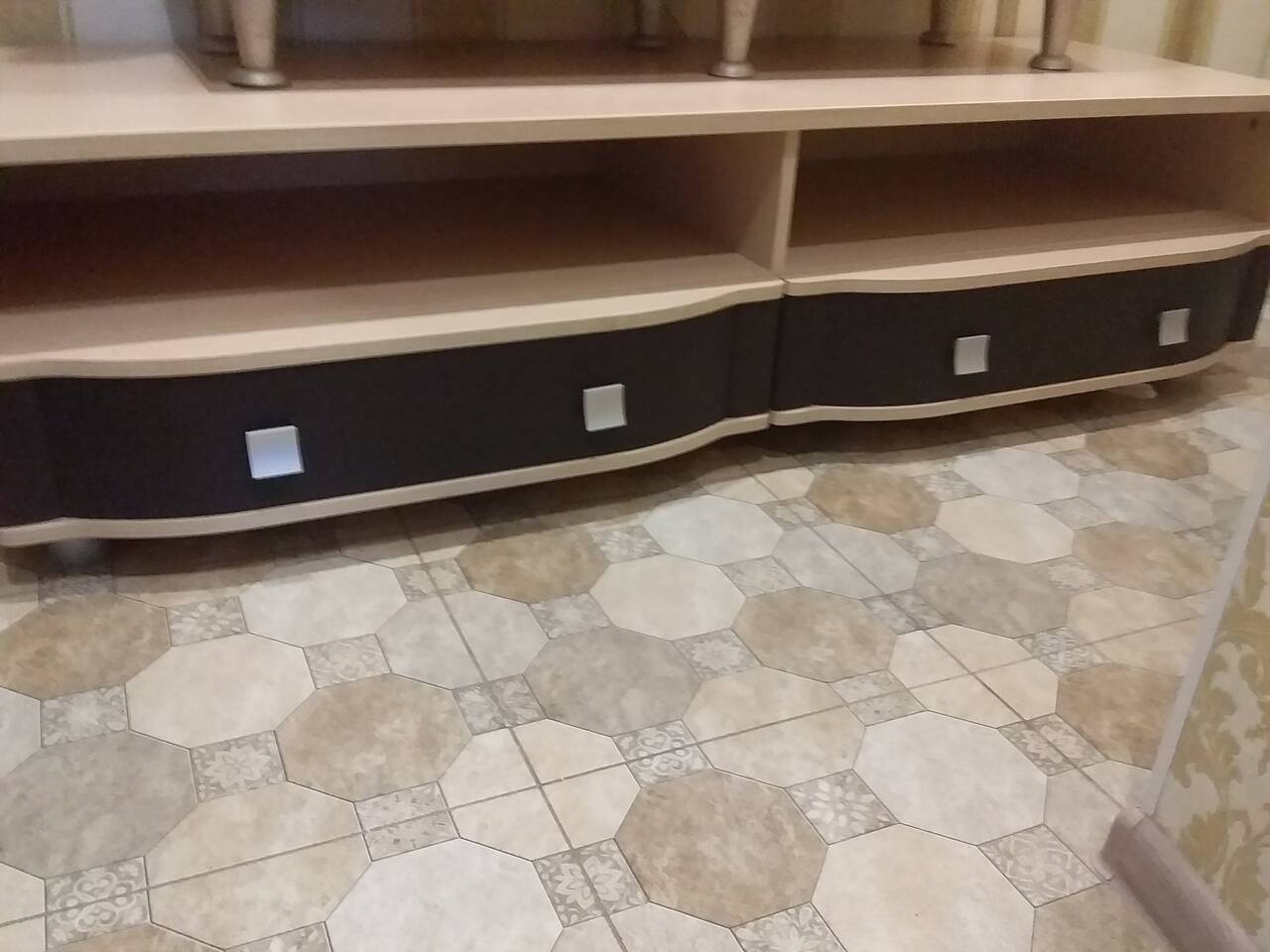 тумба под телевизор
