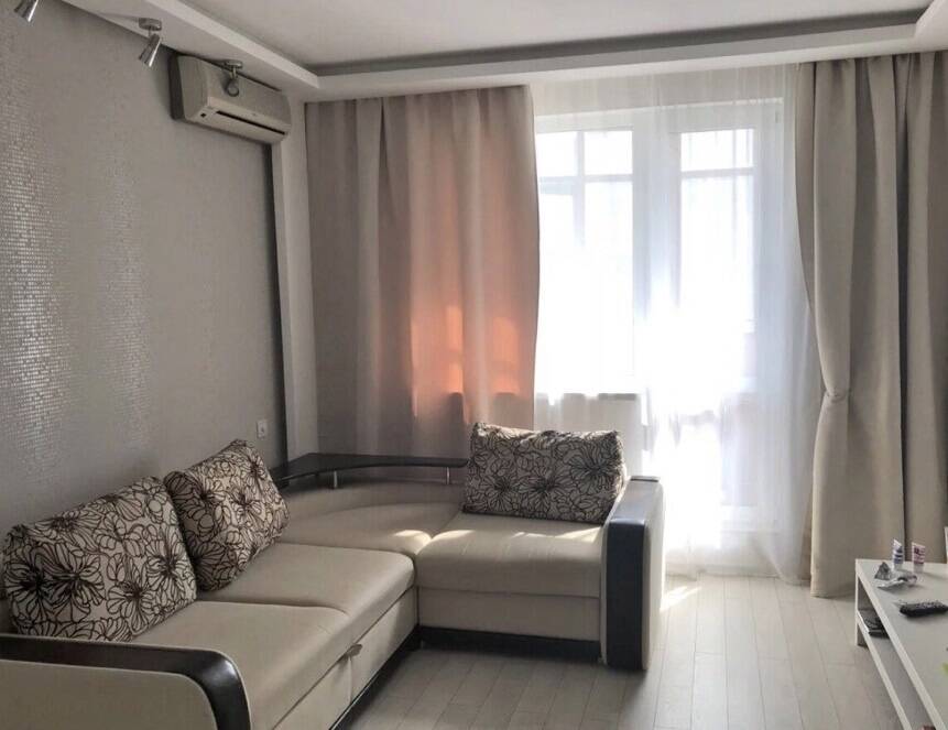 Сдам квартиру ул. Толстого, 49