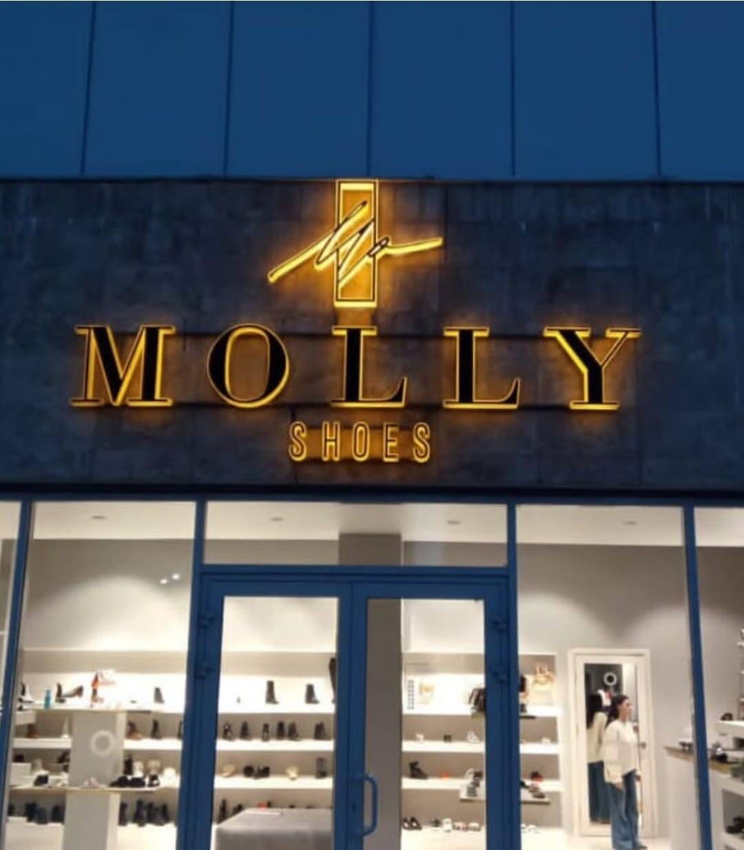 Изготовление светящихся вывесок. Печать баннера. в Сочи фото 6 Услуги Сочи