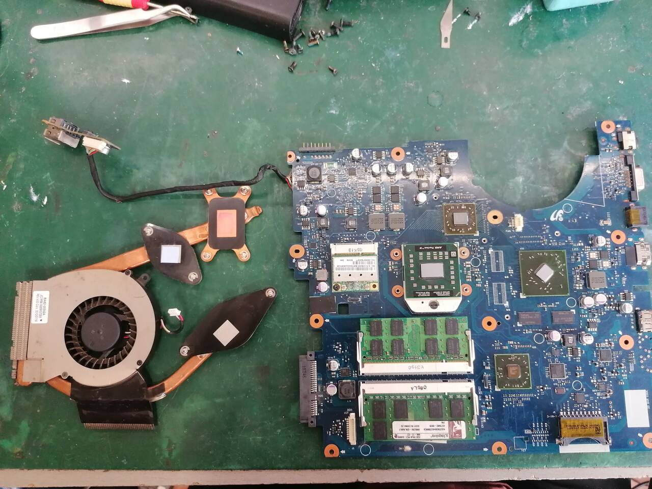 Ремонт телефонов, компьютеров и любой электроники