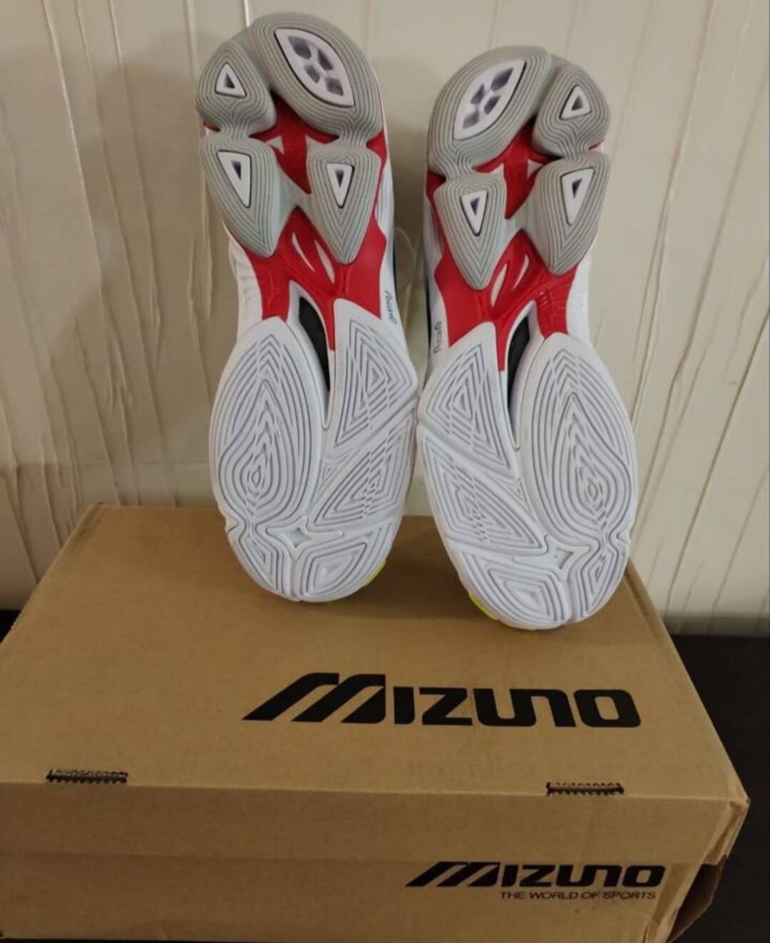 Кроссовки Mizuno в Перми фото 5 Личные вещи Пермь