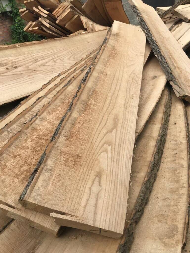 Доска ясеня обрезная, не обрезная, сухая, сырая.                                                                                           ГОСТ 2695 - 83, сорт 1/2/3 (3 сорта не более 6 %).                                                                   в Краснодаре фото 5 Для дома и дачи Краснодар