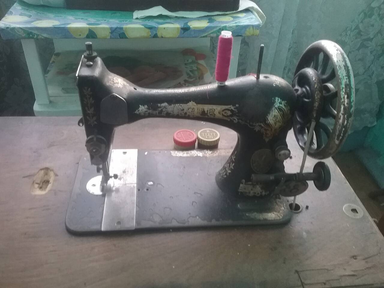 Ножная швейная машинка Зингер 1897 года выпуска в Новосибирске фото 2 Для дома и дачи Новосибирск Ножная швейная машинка Зингер 1897 года выпуска в Новосибирске фото 2 Для дома и дачи Новосибирск