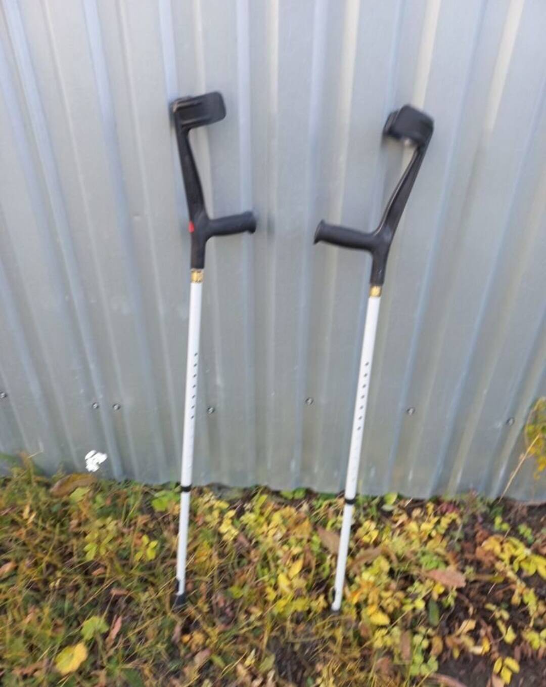 Прокат Костыли аренда костылей Н.Тагил  в Нижнем Тагиле фото 5 Услуги Нижний Тагил