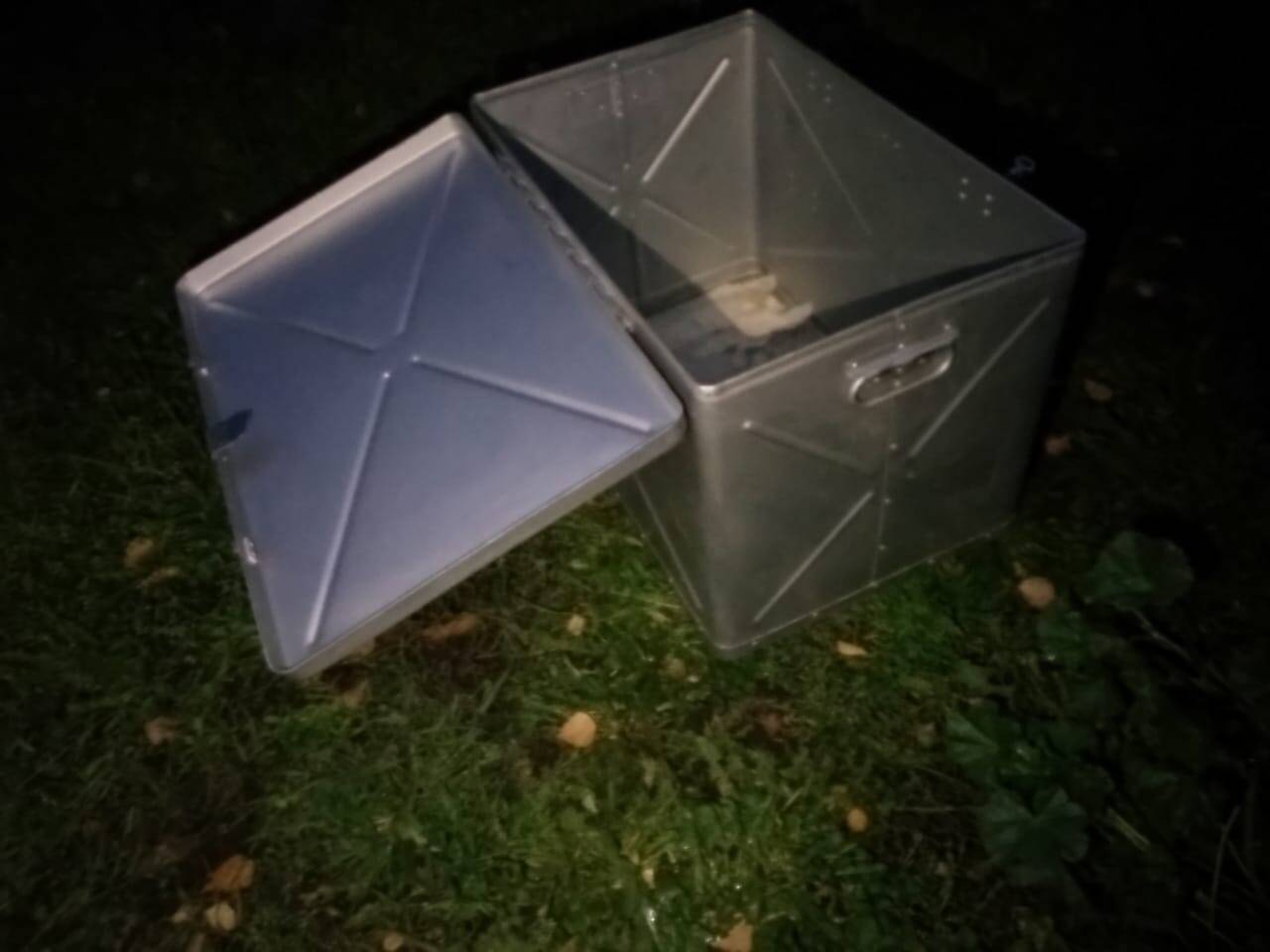 Ящик для хранения новый.  Большой ящик, есть меньше размером.  Доставка 