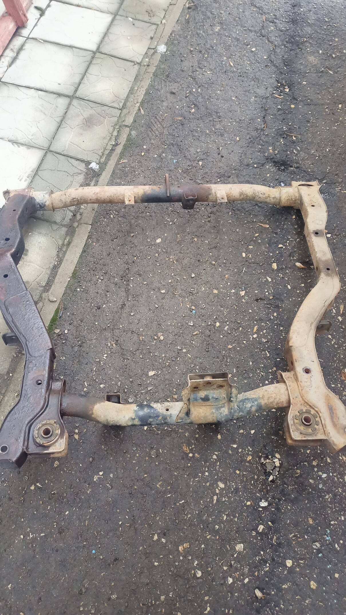 Подрамник на Hyundai Accent в Саратове фото 4 Транспорт Саратов Подрамник на Hyundai Accent в Саратове фото 4 Транспорт Саратов