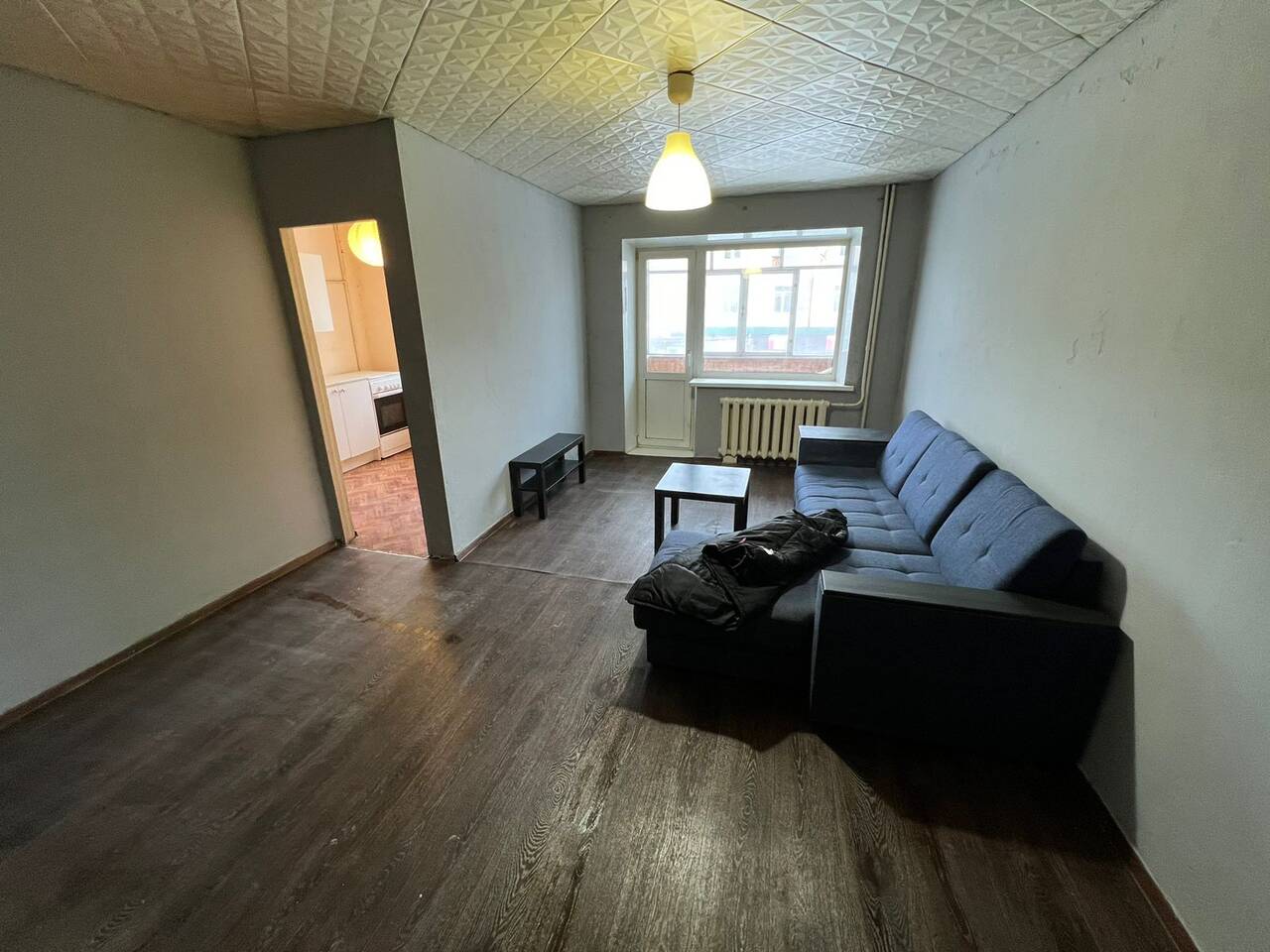 Продаётся 1 комнатная квартира в центре Нижнего Тагила, улица Газетная 99, этаж 3. Квартира с обычным ремонтом. Есть балкон. Кладовка. Газ. Санузел совмещённый. Всё в рабочем состоянии, счётчики, краны, бачок, электропроводка. Продаётся без мебели в Нижнем Тагиле фото 7 Недвижимость Нижний Тагил