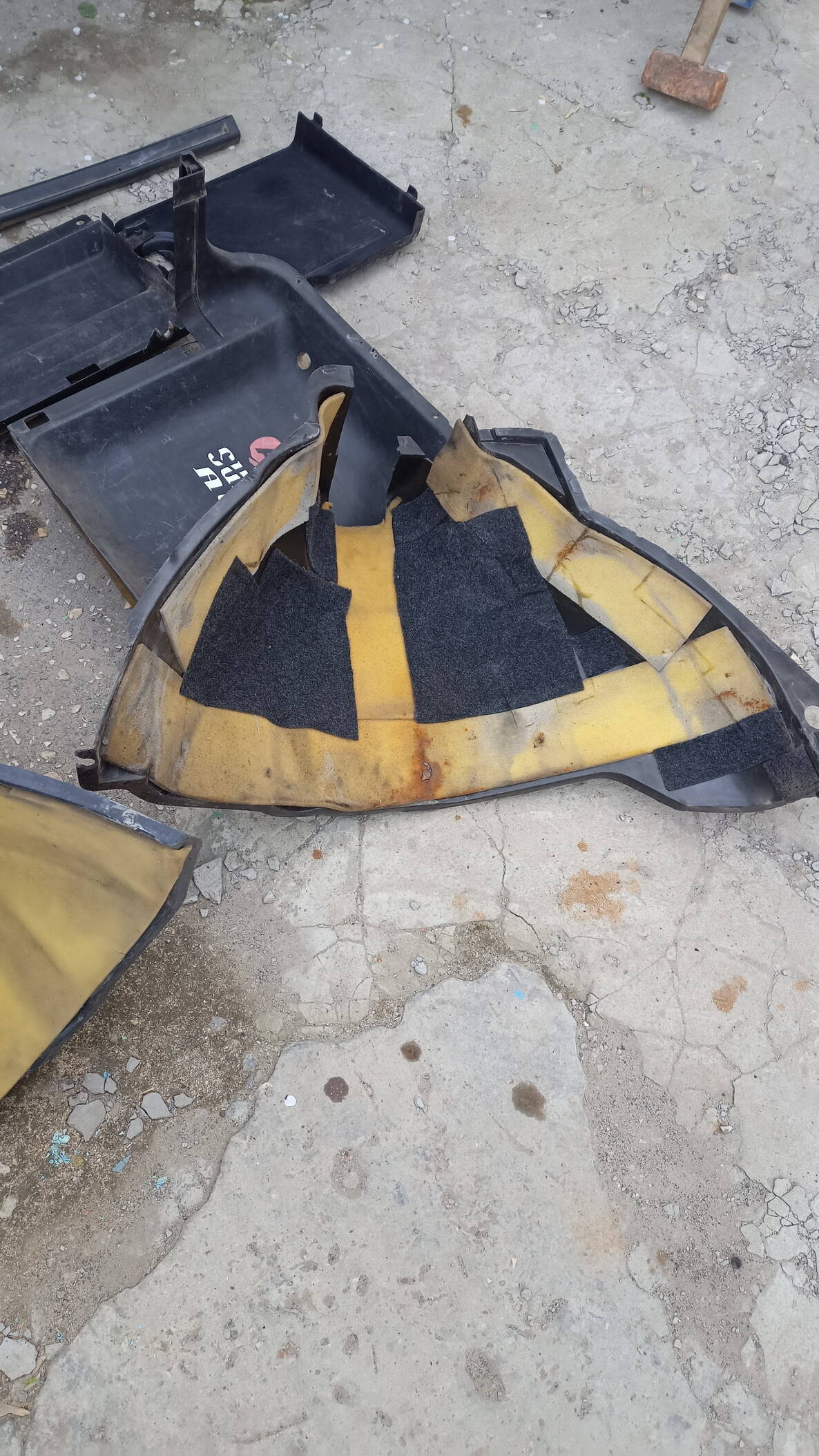 Пластик багажника Ваз 21099 в Саратове фото 2 Транспорт Саратов