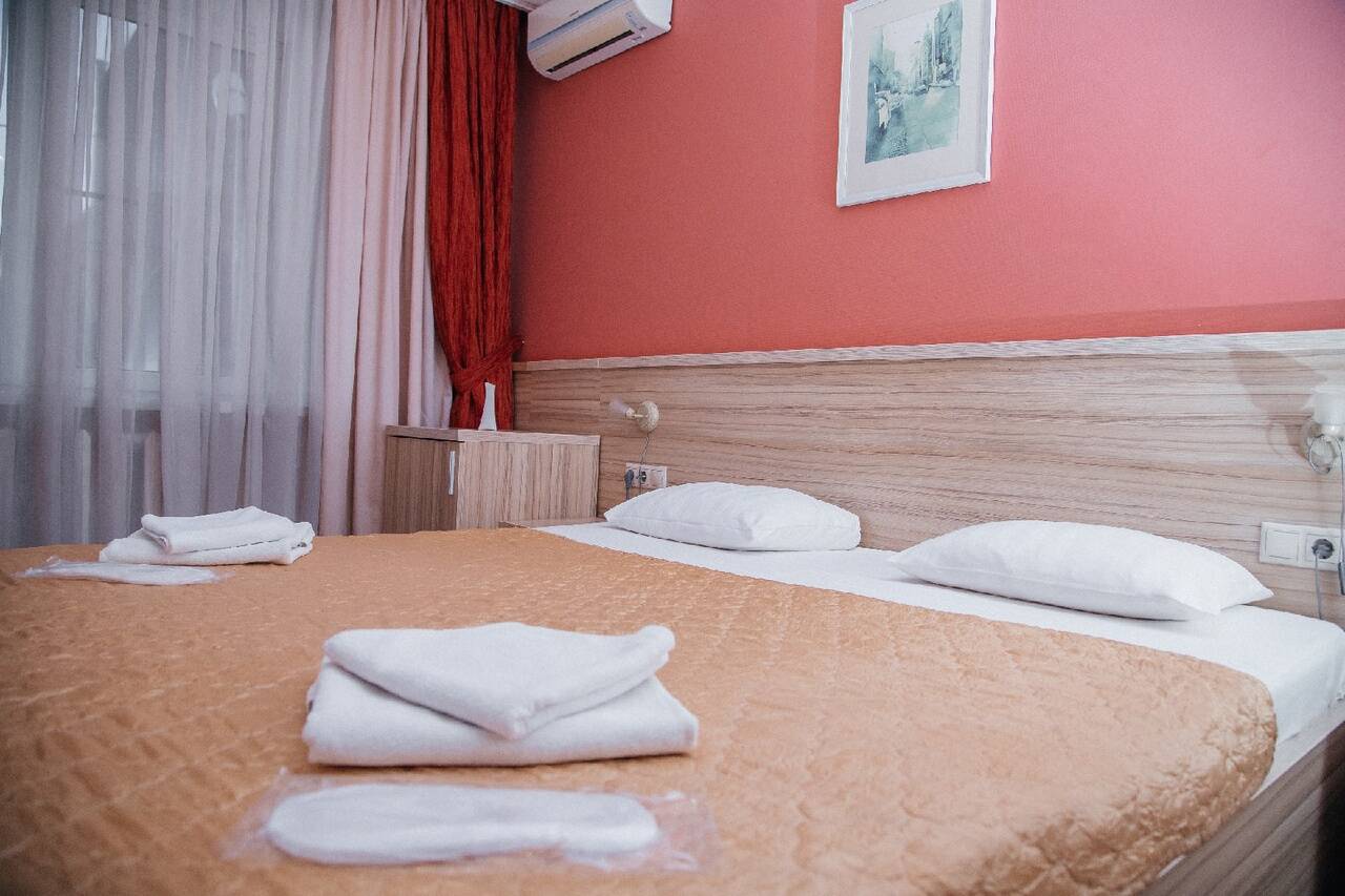 Сдаётся номер в отеле посуточно и почасово