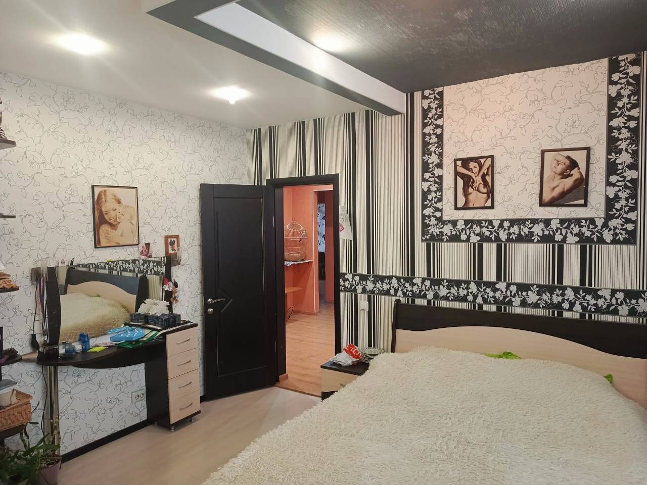 Продаётся 4 комнатная квартира на ГГМ, улица Захарова дом 10 этаж 4. Н.Тагил 