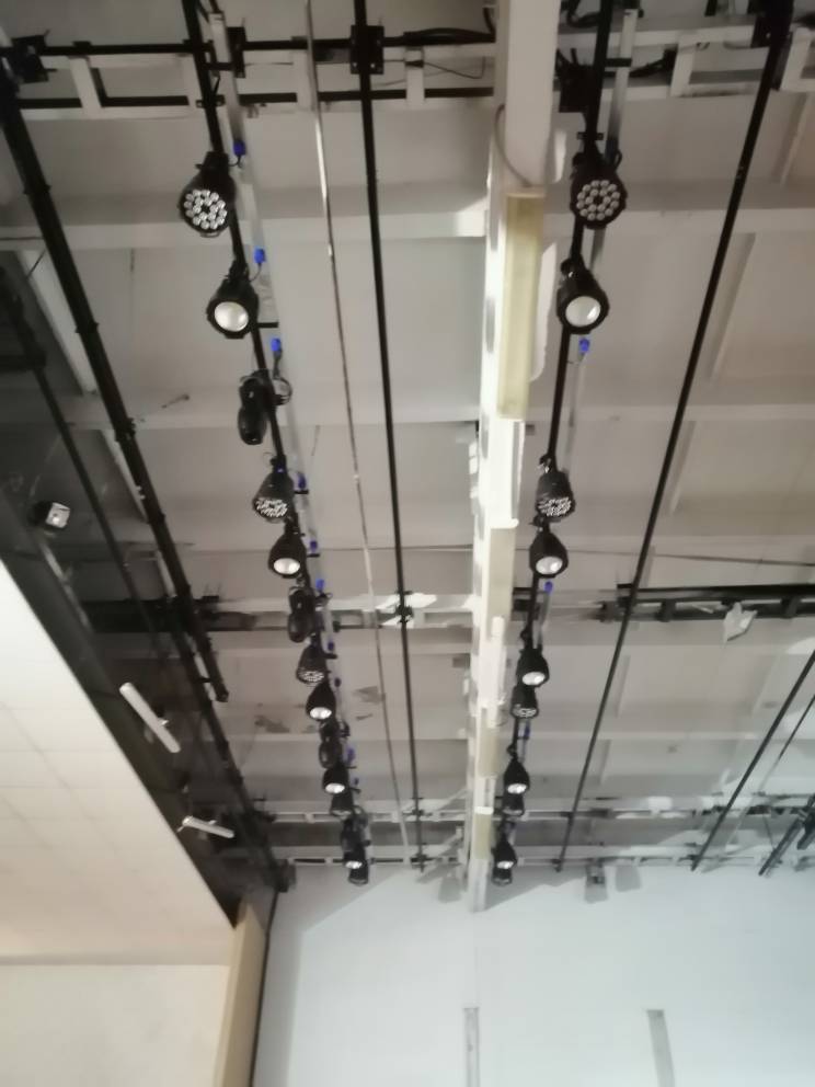 Комплексное освещение кинотеатров,театров,концертных залов в Омске фото 4 Для дома и дачи Омск