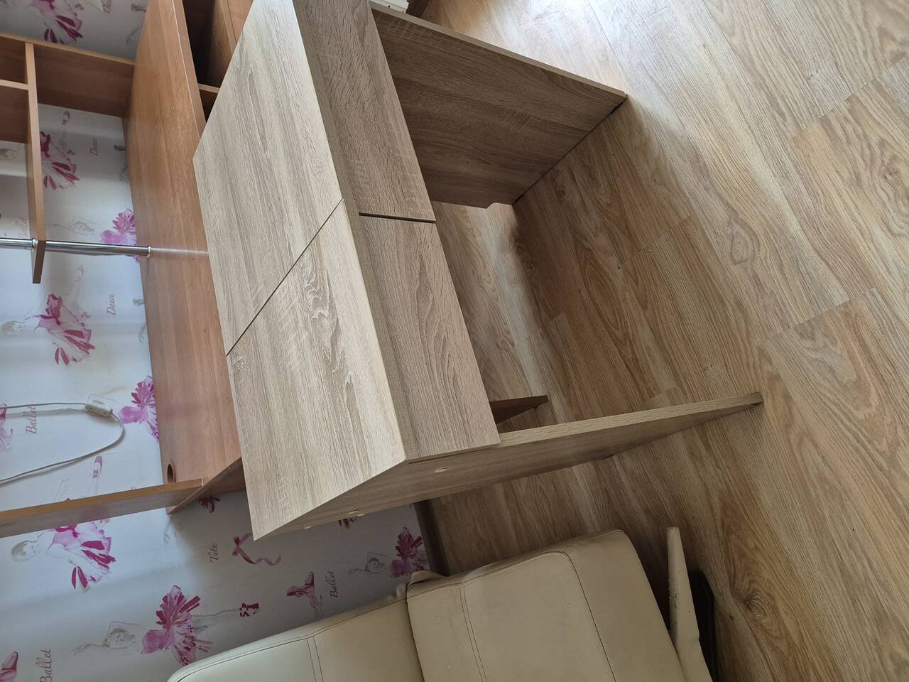 Туалетный столик с зеркалом в Москве фото 1 Для дома и дачи Москва