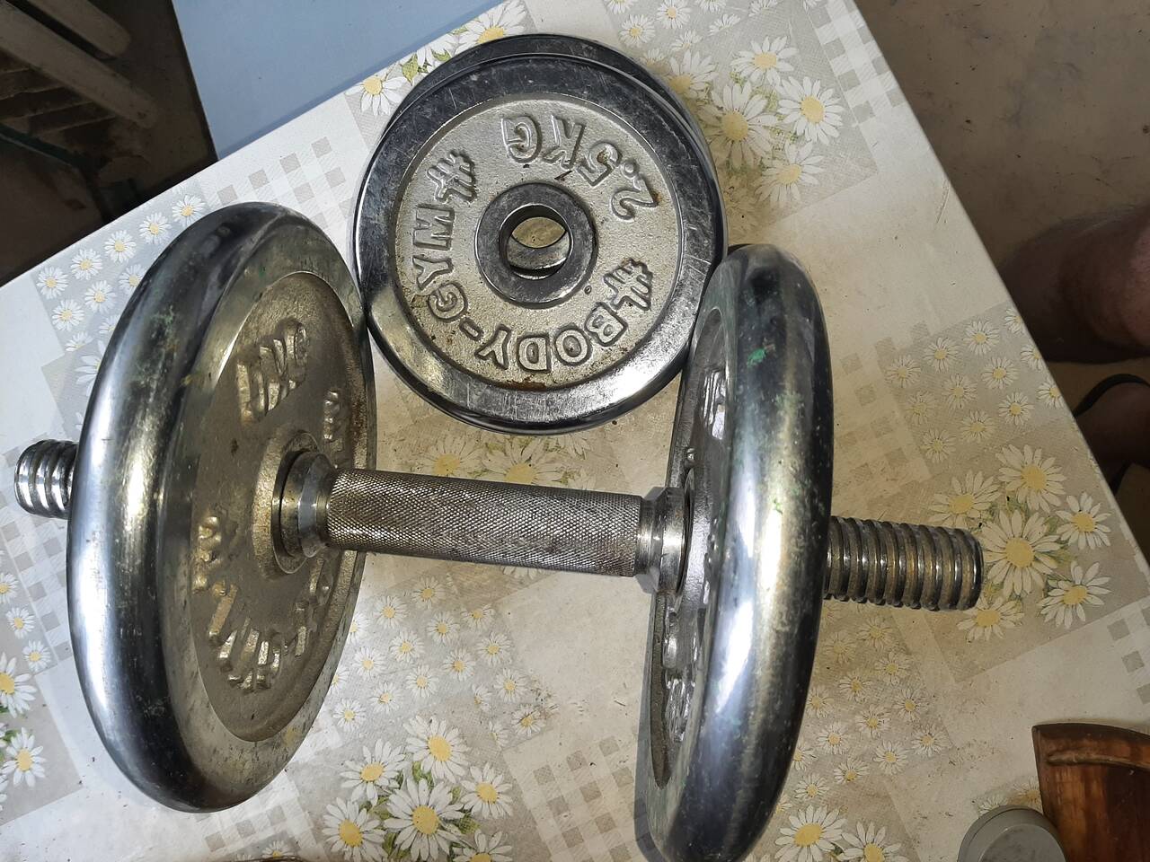 Продам гири 2 шт по 24 кг, бу. в Красногорске (Московская область) фото 2 Увлечения и отдых Красногорск (Московская область)