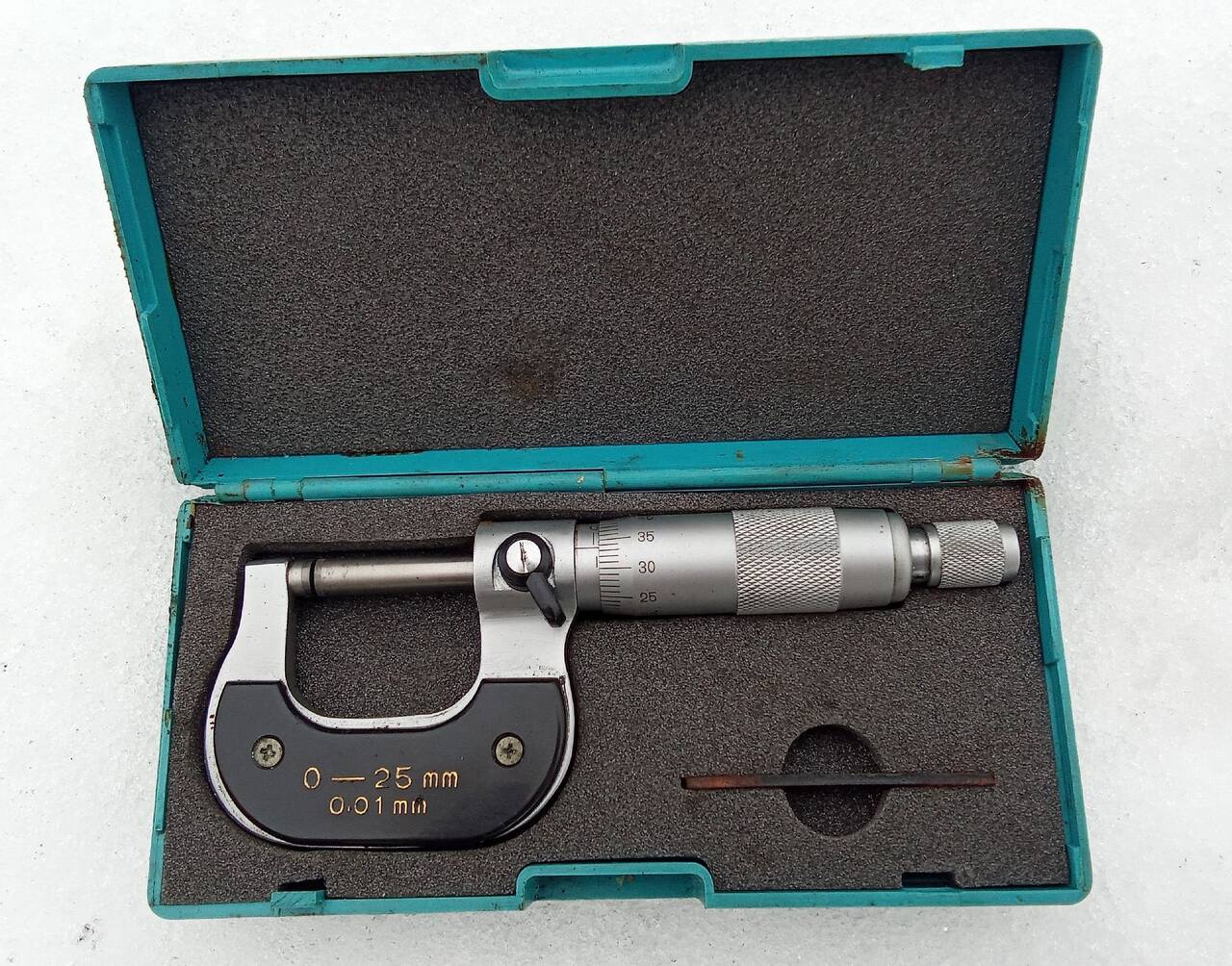 Микрометр 0-25 мм. 