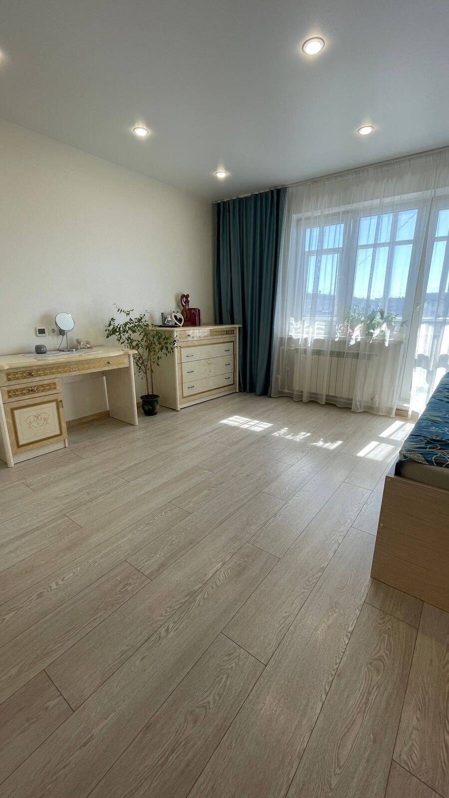 Продаётся 1 комнатная квартира на ГГМ.  Хорошее расположение дома пр. Уральский 32/1